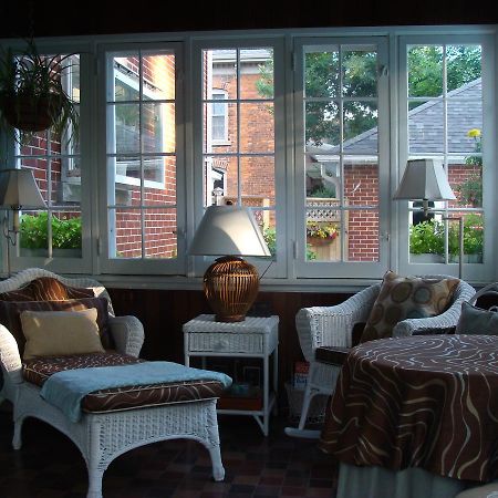 Robinsong Bed & Breakfast Thorold Eksteriør bilde