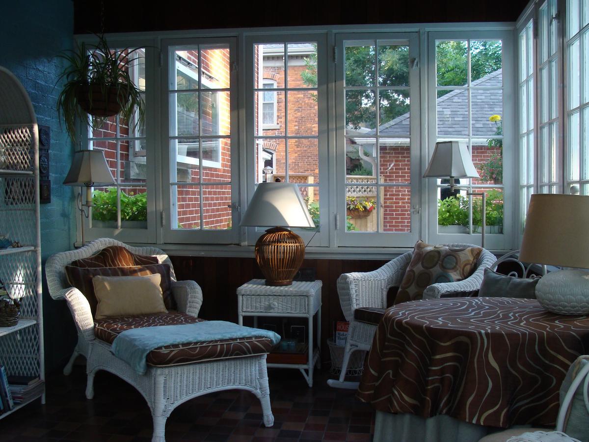 Robinsong Bed & Breakfast Thorold Eksteriør bilde
